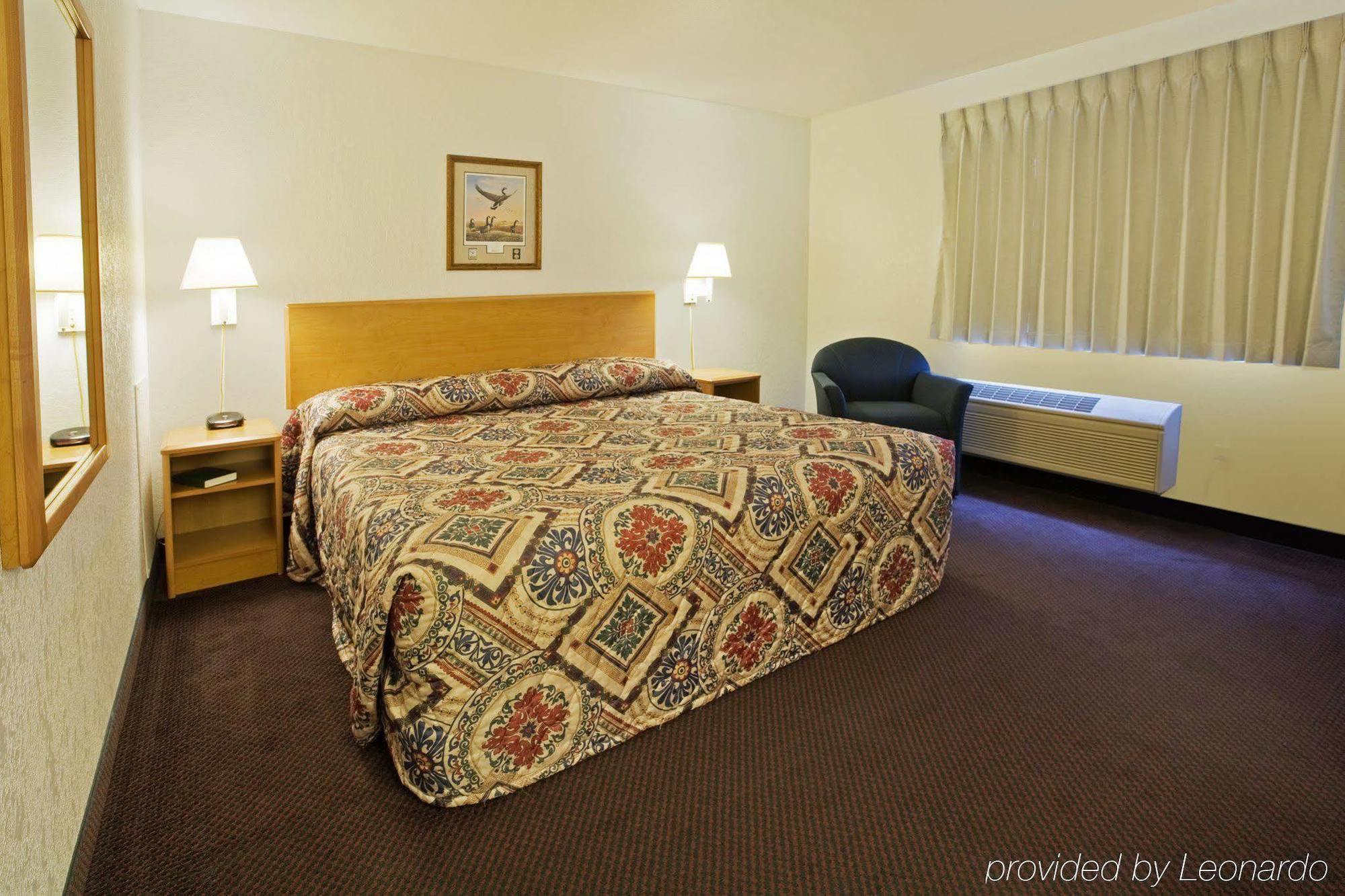 Americas Best Value Inn Grand Forks Ngoại thất bức ảnh