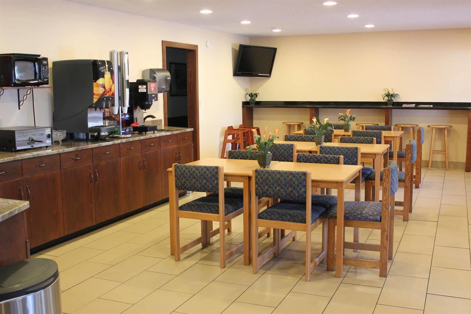 Americas Best Value Inn Grand Forks Nhà hàng bức ảnh