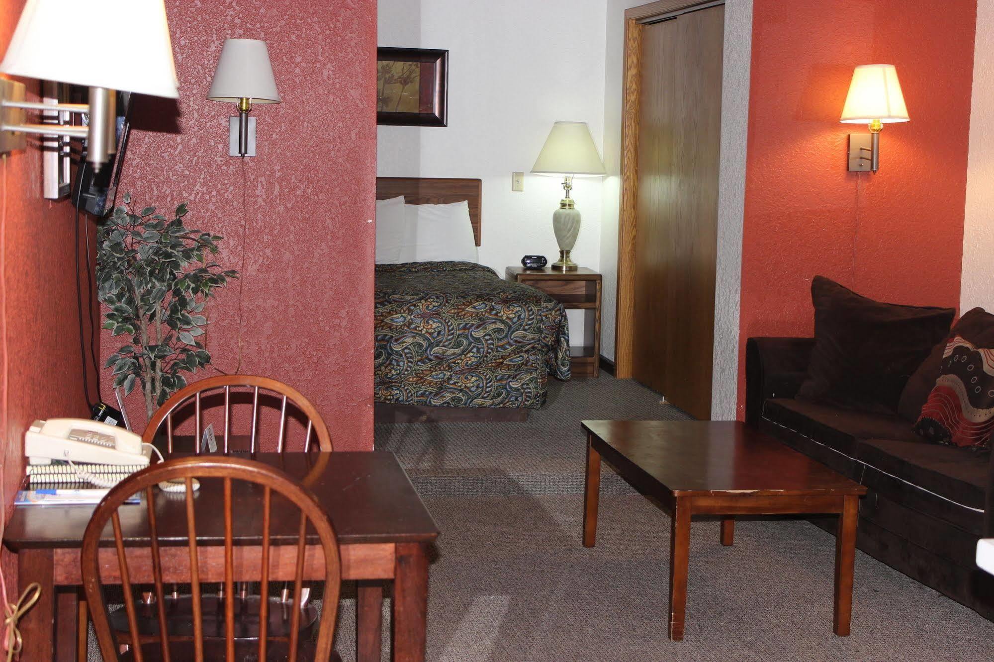 Americas Best Value Inn Grand Forks Ngoại thất bức ảnh
