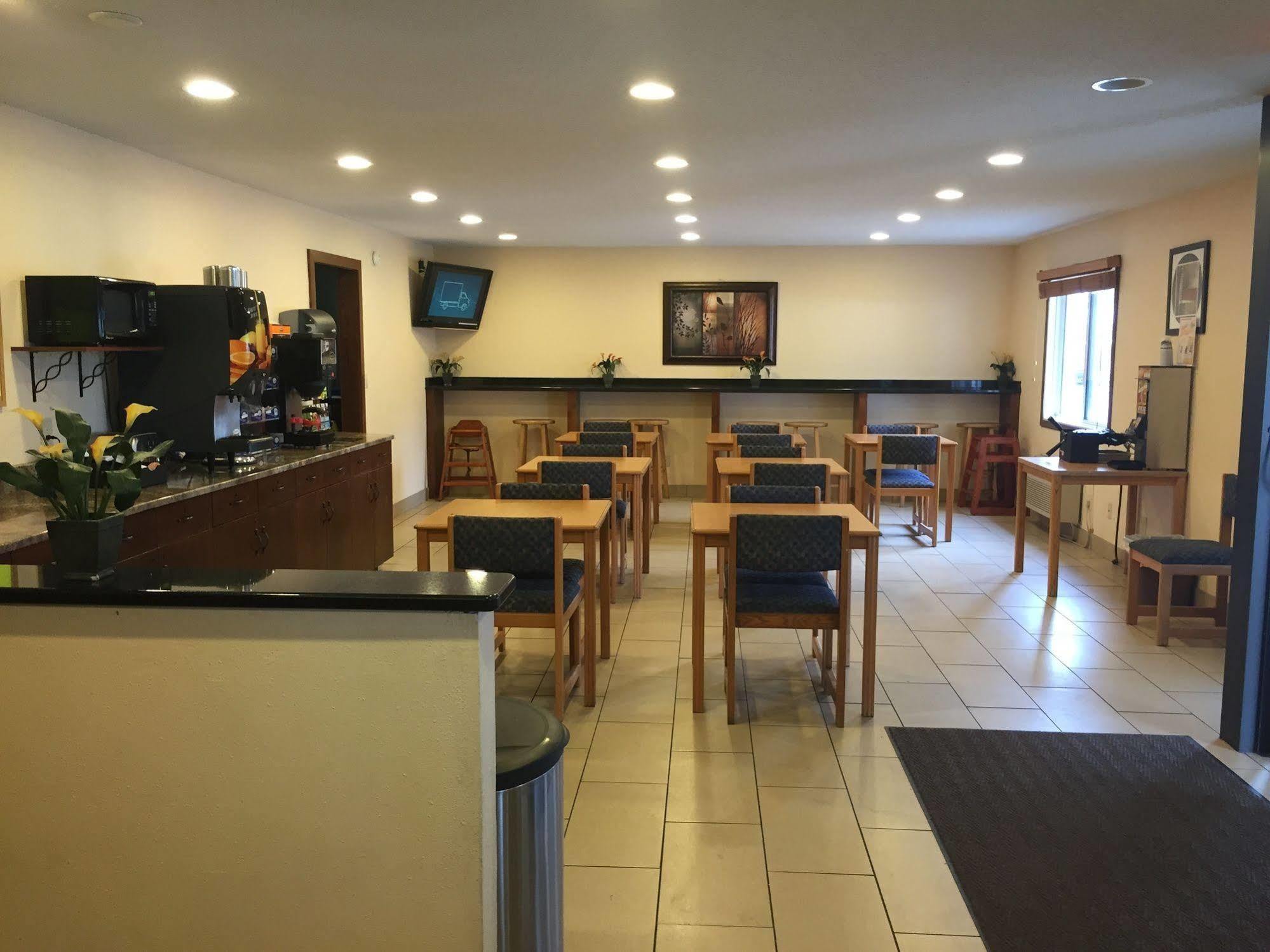 Americas Best Value Inn Grand Forks Ngoại thất bức ảnh
